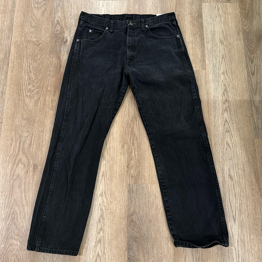 Black Wrangler jeans 36x32